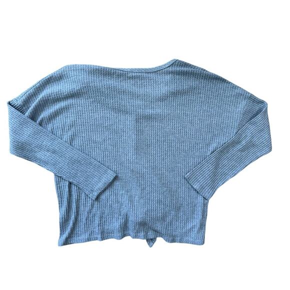 Altar'd State Shirt, size Medium, Gray Thermal - Picture 5 of 7
